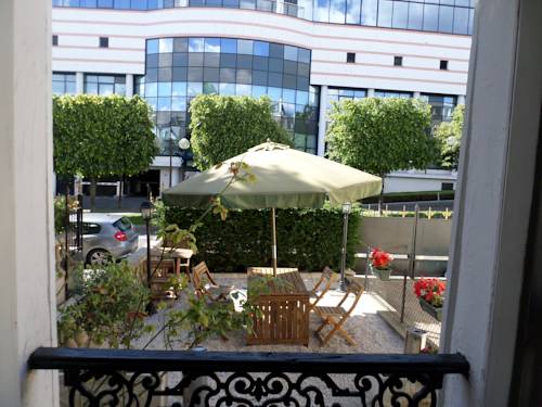 Imagen de la habitación del Hotel Marie-louise. Foto 3