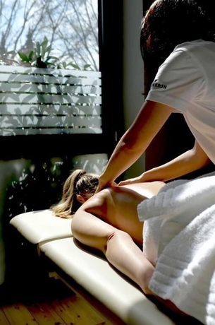 Imagen de la piscina del Hotel Marienkron. Foto 19