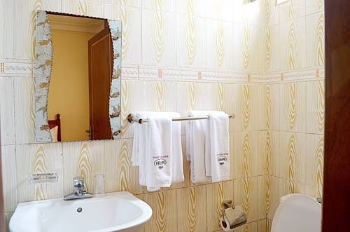 Imagen de la habitación del Hotel Marie's Royale. Foto 5
