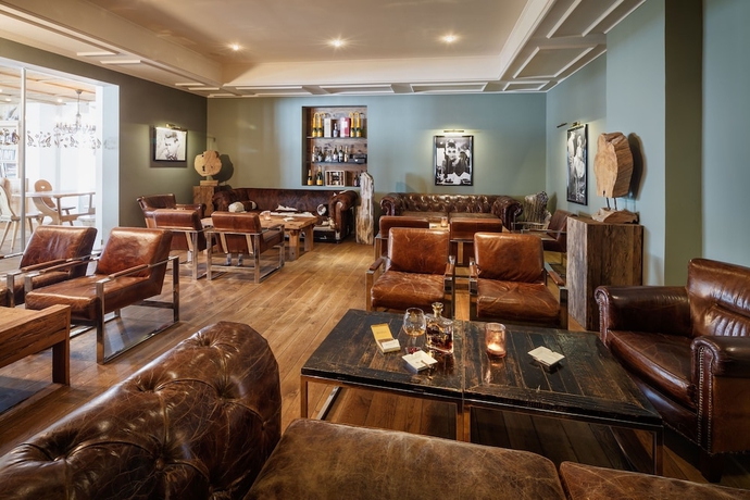 Imagen de los interiores del Hotel Marietta. Foto 17