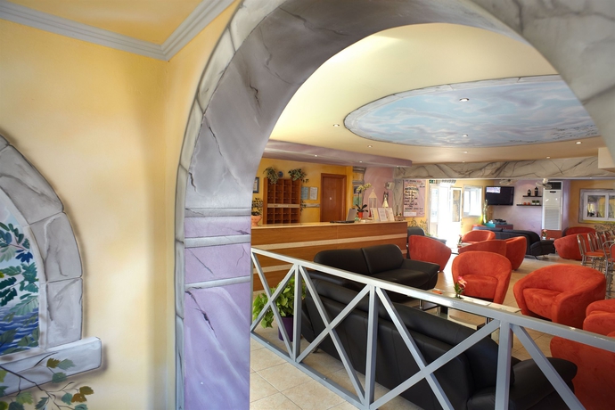 Imagen de los interiores del Hotel Marietta and Apartments. Foto 11