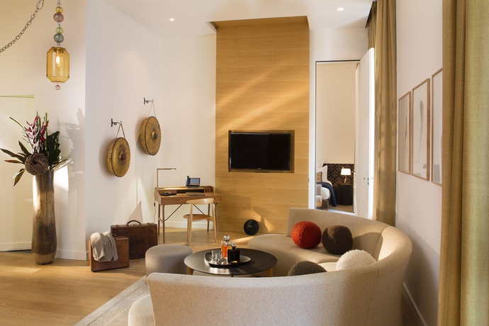 Imagen de los interiores del Hotel Marignan Champs - Elysées. Foto 15