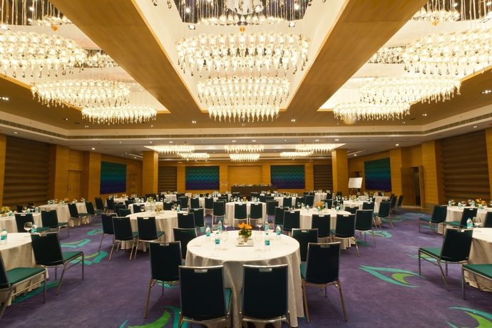 Imagen de los interiores del Hotel Marigold By Greenpark. Foto 3