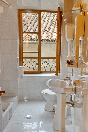 Imagen de la habitación del Hotel Marija. Foto 10