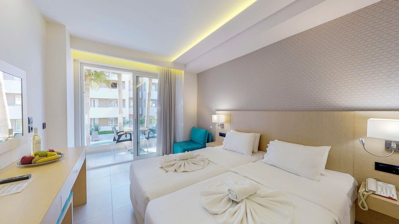 Imagen de la habitación del Hotel Marika. Foto 12