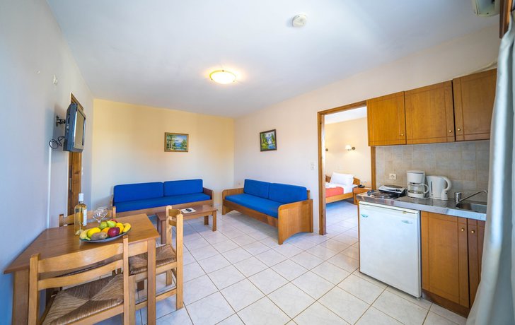 Imagen de la habitación del Hotel Marika. Foto 18