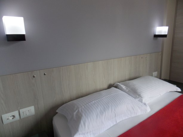 Imagen de la habitación del Hotel Mariksel. Foto 16