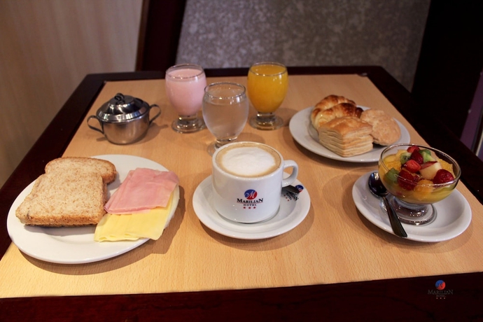 Imagen del bar/restaurante del Hotel Marilian. Foto 2