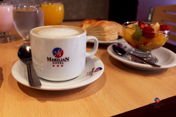 Imagen del bar/restaurante del Hotel Marilian. Foto 3