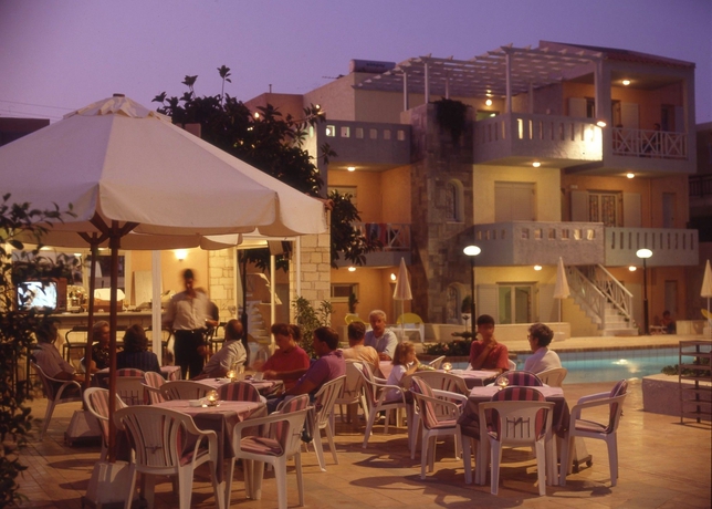 Imagen del bar/restaurante del Hotel Marilisa, Kokkini Hani. Foto 3