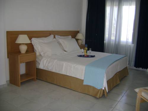 Imagen de la habitación del Hotel Mariliza Beach. Foto 6