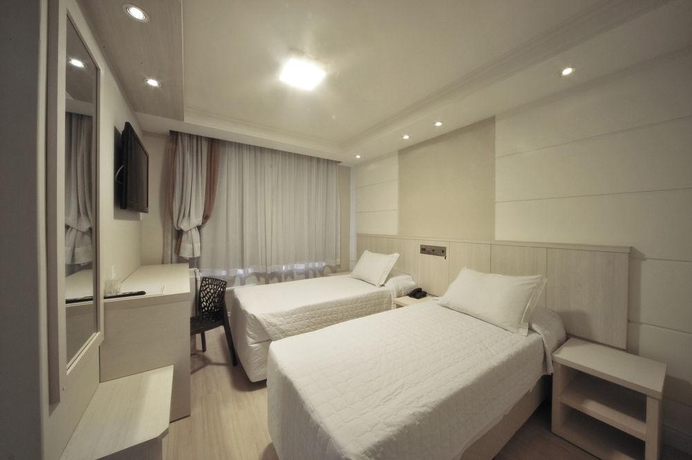 Imagen de la habitación del Hotel Marimar The Place. Foto 11