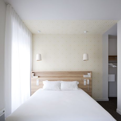 Imagen de la habitación del Hotel Marin, LAVAL. Foto 6