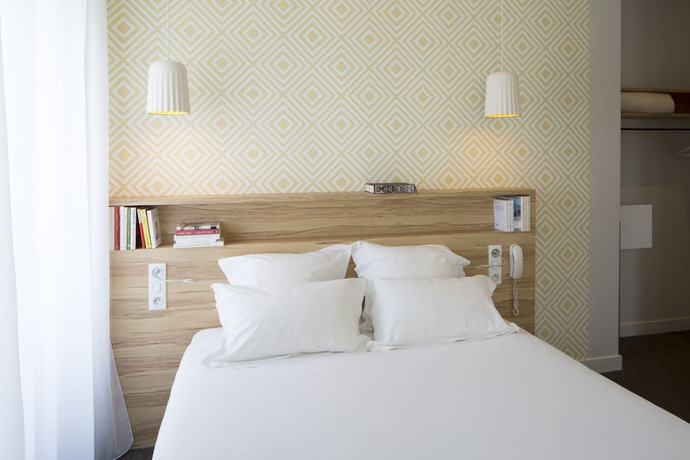 Imagen de la habitación del Hotel Marin, LAVAL. Foto 8