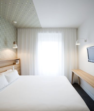 Imagen de la habitación del Hotel Marin, LAVAL. Foto 12