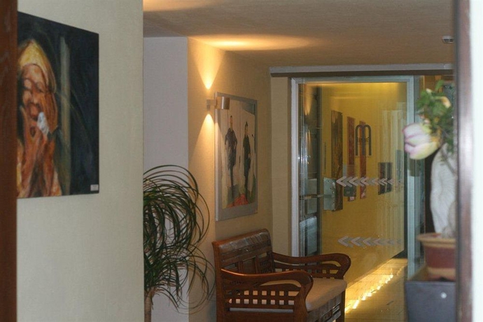 Imagen de los interiores del Hotel Marina 10 Boutiqueanddesign. Foto 7
