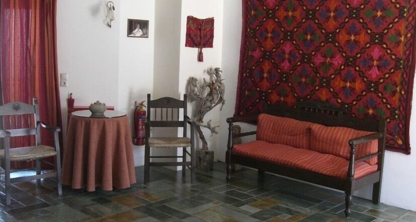 Imagen de los interiores del Hotel Marina, Anogia. Foto 13