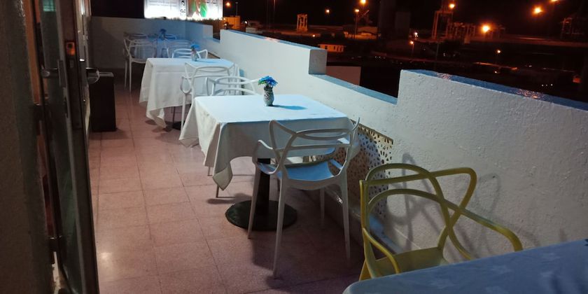 Imagen del bar/restaurante del Hotel Marina, Ash Shutayfi. Foto 3