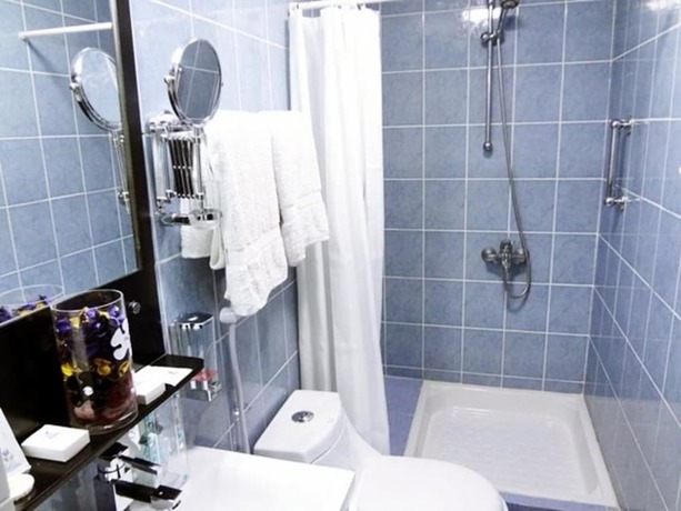 Imagen de la habitación del Hotel Marina, Ash Shutayfi. Foto 14