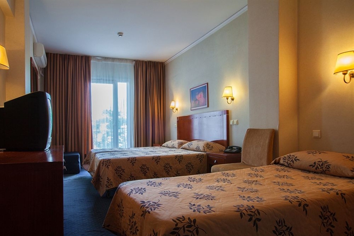 Imagen de la habitación del Hotel Marina Athens. Foto 3