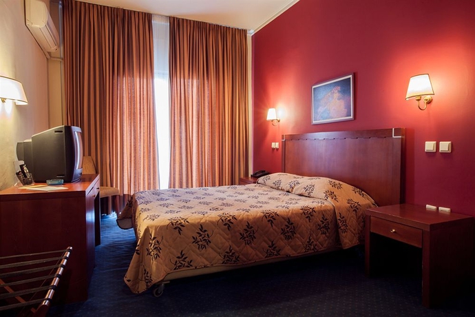 Imagen de la habitación del Hotel Marina Athens. Foto 8