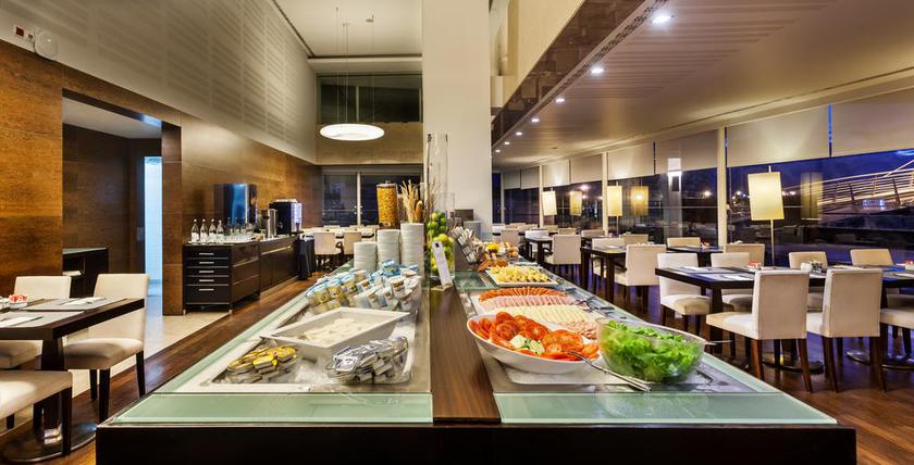 Imagen general del Hotel Marina Atlântico. Foto 2