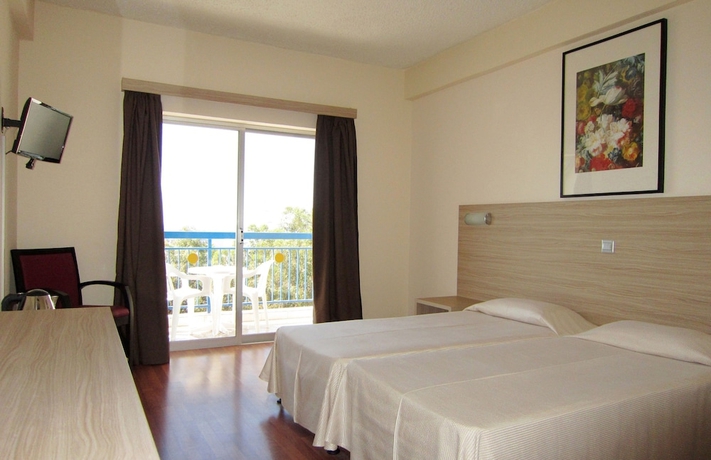 Imagen de la habitación del Hotel Marina, Ayia Napa. Foto 10