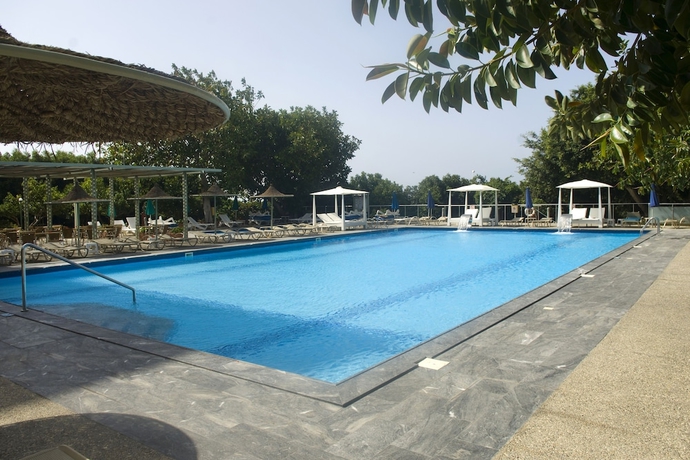 Imagen de la piscina del Hotel Marina, Ayia Napa. Foto 17