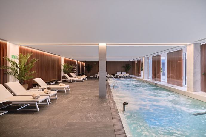 Imagen de la habitación del Hotel Marina Badalona. Foto 9