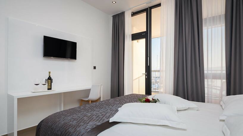 Imagen general del Hotel Marina Baotić Apartments. Foto 1