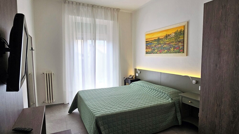 Imagen de la habitación del Hotel Marina, Bardolino. Foto 6