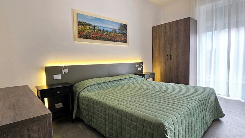 Imagen de la habitación del Hotel Marina, Bardolino. Foto 10
