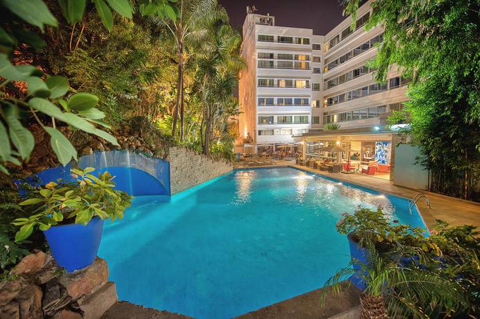 Imagen general del Hotel Marina Bay City Center. Foto 19