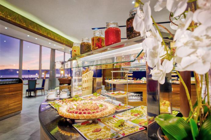 Imagen general del Hotel Marina Bay City Center. Foto 10