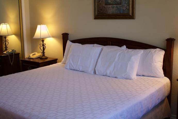 Imagen de la habitación del Hotel Marina Bay Resort. Foto 9