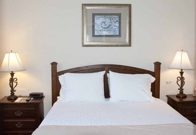 Imagen de la habitación del Hotel Marina Bay Resort. Foto 18