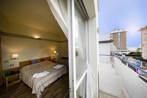 Imagen de la habitación del Hotel Marina Bay, Rimini. Foto 2