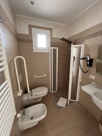 Imagen de la habitación del Hotel Marina Beach Suite. Foto 14
