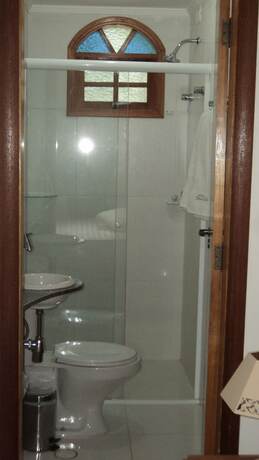 Imagen general del Hotel Marina Bella. Foto 6