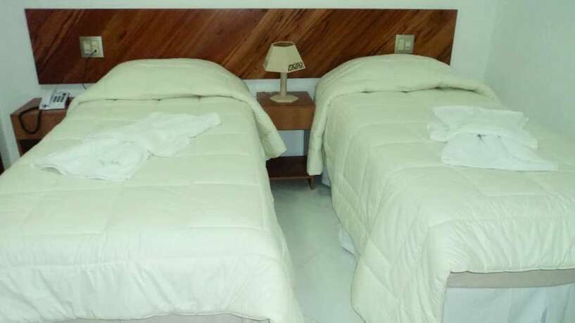 Imagen general del Hotel Marina Bella. Foto 9