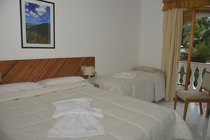 Imagen de la habitación del Hotel Marina Bella. Foto 28