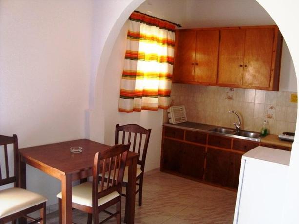 Imagen de los interiores del Hotel Marina Blue Ornos. Foto 14