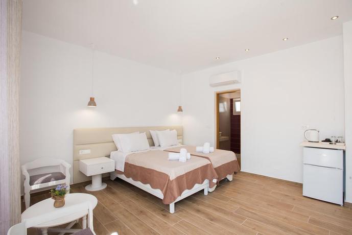 Imagen de la habitación del Hotel Marina Blue Ornos. Foto 5