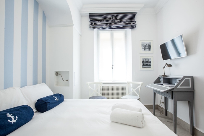 Imagen de la habitación del Hotel Marina Charming Rooms. Foto 12