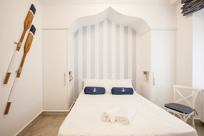 Imagen de la habitación del Hotel Marina Charming Rooms. Foto 13