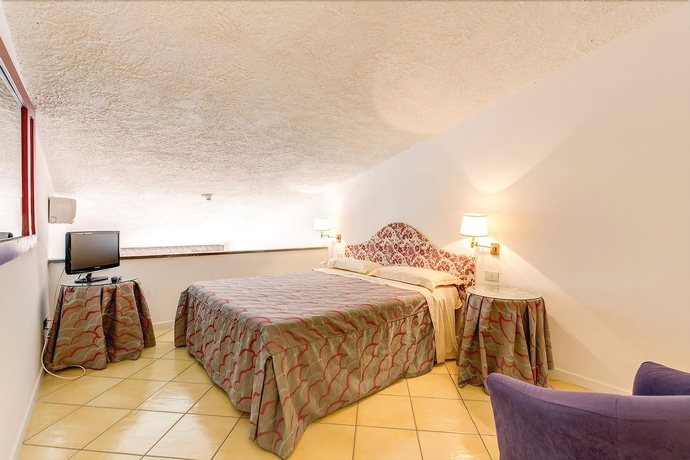 Imagen de la habitación del Hotel Marina Club, Baia Domizia. Foto 9