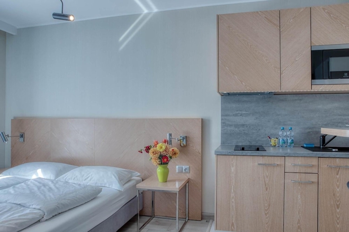 Imagen de la habitación del Hotel Marina Club Residence. Foto 9