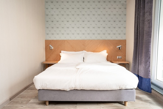 Imagen de la habitación del Hotel Marina Club Residence. Foto 15