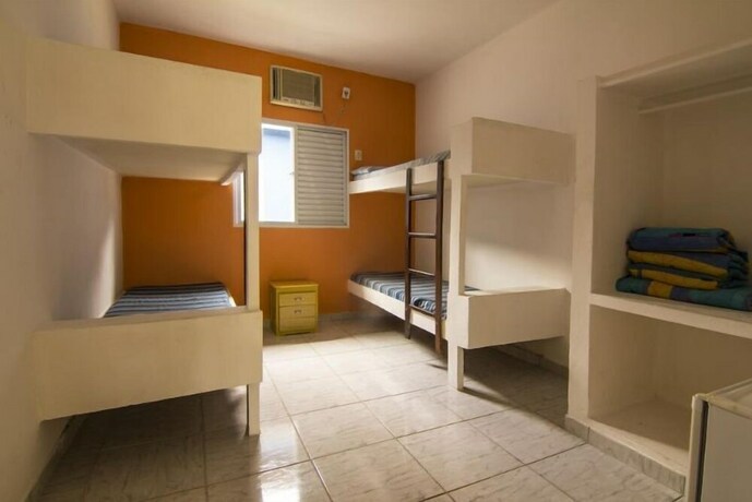 Imagen de la habitación del Hotel Marina Clube De Pesca Cananeia. Foto 12