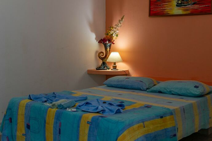 Imagen de la habitación del Hotel Marina Clube De Pesca Cananeia. Foto 34